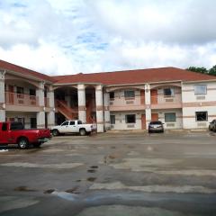 Executive Inn & Suites