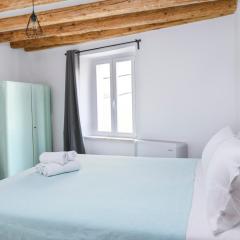 M9 Rooms