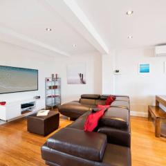 DUDL3C - Lovely Modern Coogee Apartment