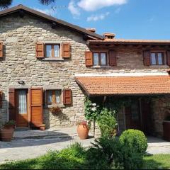 La Sala Vecchia - Lovely Tuscan Holiday house Badia Prataglia, Casentino Valley