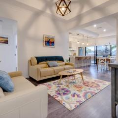 Urangan Family Friendly home with views, wifi, wine