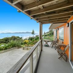 Rippling Waves Lookout - Raumati South Home