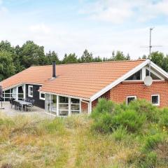 12 person holiday home in Bl vand