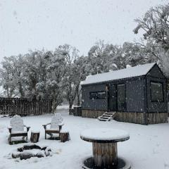 Big Yard Escapes - Two Off-Grid Tiny Houses on the Mowamba River