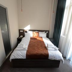 Hotel Cara 28