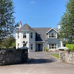 Tailors Lodge, Luxurious peaceful Apartment- Castleisland, Kerry