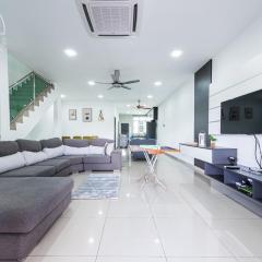 Port Dickson 14Pax 4BR Double Storey House