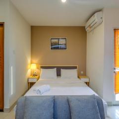 Modern and Spacious Studio with City View @ Grand Kamala Lagoon Apartment By Travelio