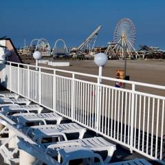 Heart of Wildwood Boardwalk Motel