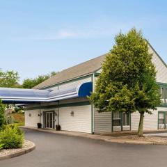Baymont by Wyndham North Dartmouth Fall River