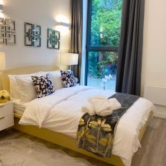 Newpointe Stunning 1-bedroom Serviced Apartment