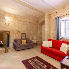 BRG34 - Historical Vittoriosa Townhouse