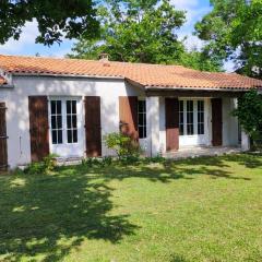 Maison 400m Océan avec jardin clos et ombragé