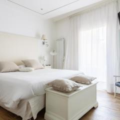 Luxury modern one bedroom in great location