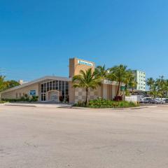 Rodeway Inn near Hollywood Beach