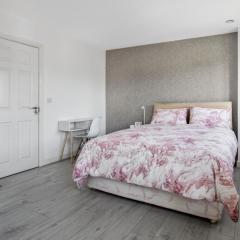 Ruby Kingsize Bedroom with En-suite