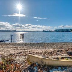 Manette Waterfront Kayak the Bay and Walk to Town!