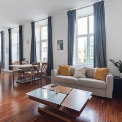 Cozy and central City Apartment at the Belvedere
