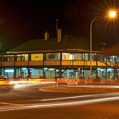 Metropolitan Hotel