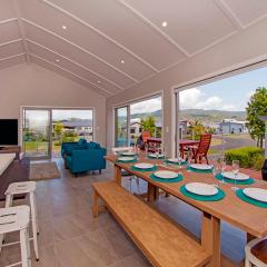 Tattletails Rest - Whitianga Holiday House