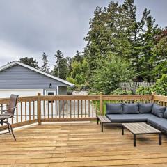 Ideal Green Bay Home Less Than 3 Mi to Lambeau Field!