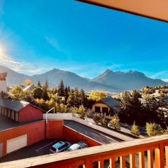 Nice Cosy Apt With Balcony In Briançon