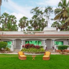 StayVista's Villa Bharat - Beachfront serenity with A spacious lawn