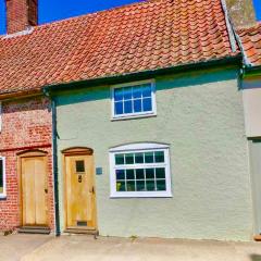 Romantic* Castle on the Hill Cottage *Framlingham