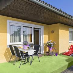 Bungalow on Lake Klopein with a terrace