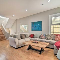 Coastal Sea Side Townhome - Walk to Beach!