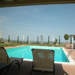 Villa with swimming pool, fenced, 10 bed places Toscana wi-fi