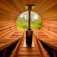 NEW Stunning home with breathtaking views, outdoor cedar sauna, great location