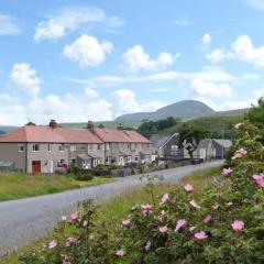 4 Helwith Bridge Cottages