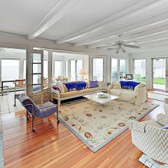 Buzzard Bay Retreat