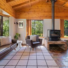 Bendalong - Rural Retreat, Short Drive to CBD