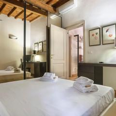 CELLINI Bright & Elegant flat in Florence-hosted by Sweetstay
