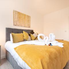 BEST PRICE - Superb Southampton City Apartments, Single Beds or King Size & Sofabed - AMAZING location close to MAYFLOWER THEATRE FREE PARKING