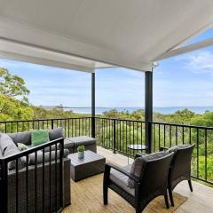 YARABIN - Luxury Home With Ocean Views