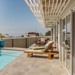 Exclusive Poolside Villa, Humewood