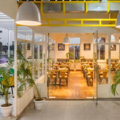 Bedzzz Varanasi by Leisure Hotels, 1 Km from Dashwasamedh Ghat