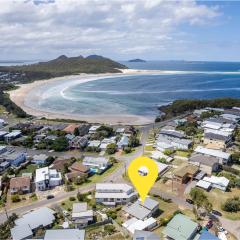 Golden Sands 2 Short Street, Air Con, Wifi, Beach View