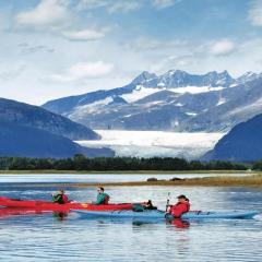 Twin Peaks - Great Location! Walk to Mendenhall Glacier - DISCOUNTS ON TOURS!