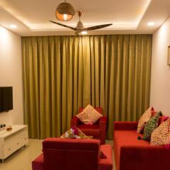 ComfyCorner - Luxurious 2-BHK Apartment