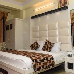Ganpati Plaza Hotel