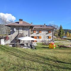 Stunning Home In Castello Tesino With Kitchen