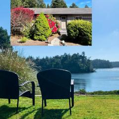 The Redwood Guesthouse at the Floras Lake Getaway