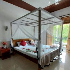 Calm Palace Tangalle