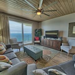 Sterling Breeze - Luxury Beach Front Condo