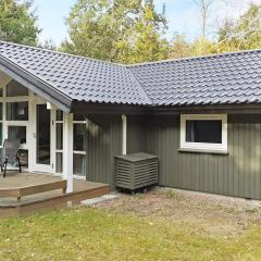 6 person holiday home in Frederiksv rk
