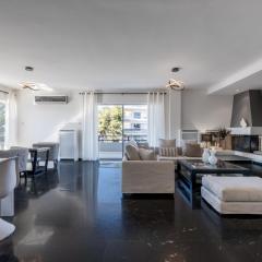 Luxury & Spacious 3 bdrm apt in Glyfada center